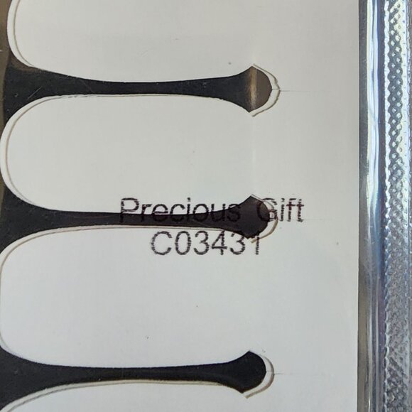 Color Street Nail Color Strips - Picture 2 of 2